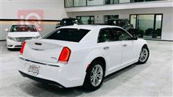 کرایسلەر 300